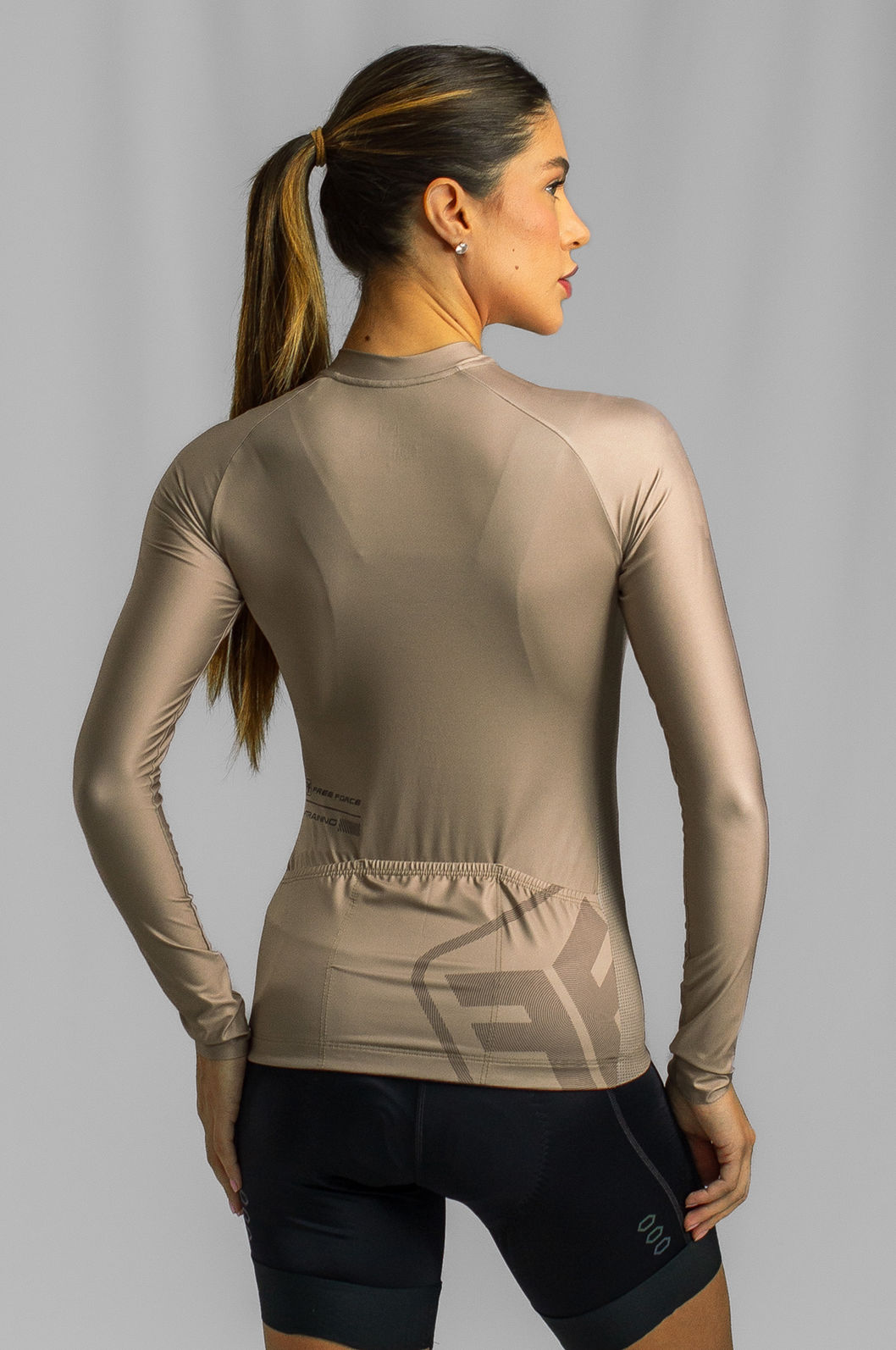 CAMISA FEM FREE FORCE TRAINING M/L MASCAVO