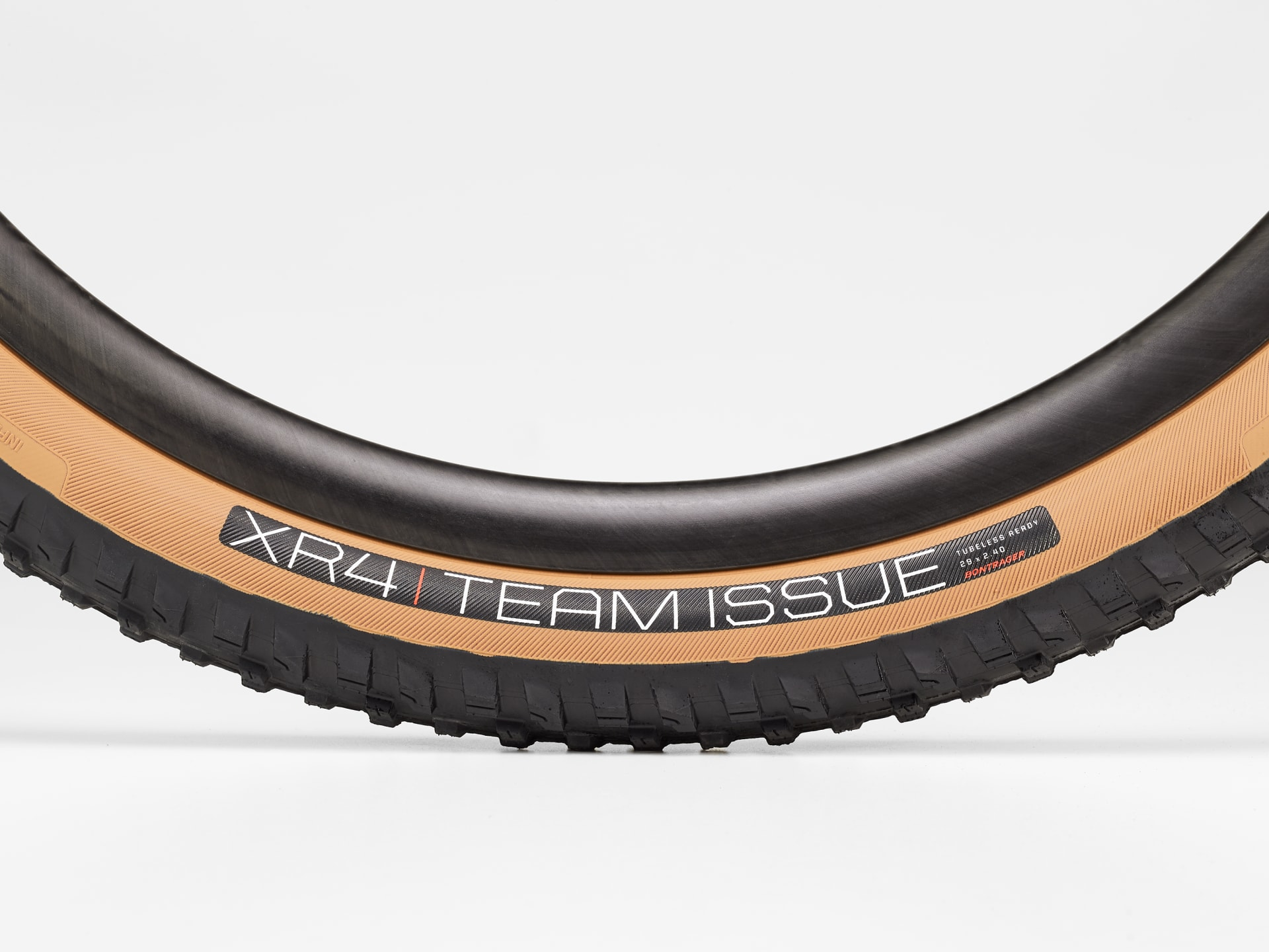 PNEU 29 BONTRAGER XR4 BANDA BEGE 29X2.40 ...