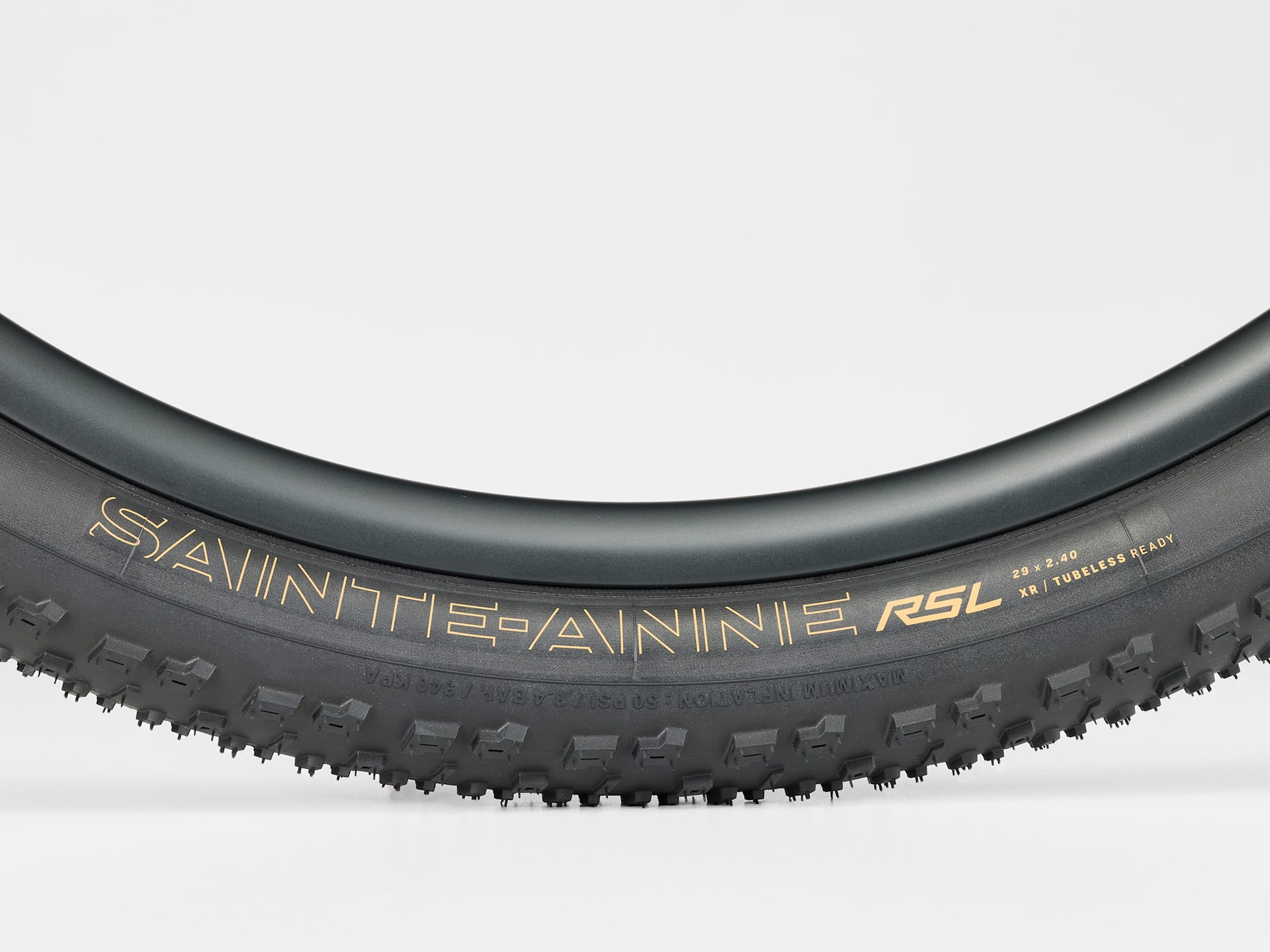 PNEU BONTRAGER SAINT-ANNE RSL